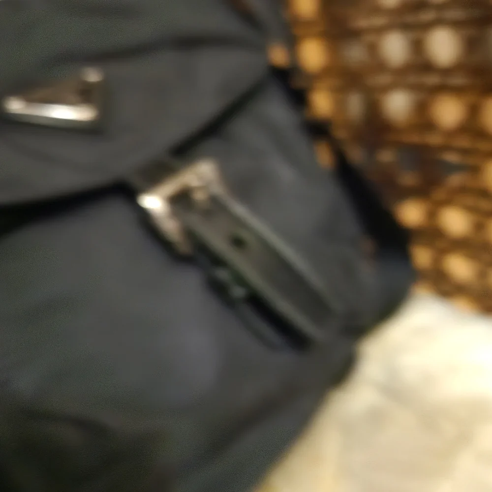 (SOLD)Authentic Prada nylon cargo / messnger bag - Picture 5 of 13